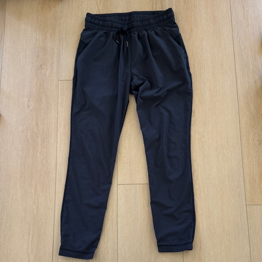 lululemon athletica women’s Black Athletic Joggers
